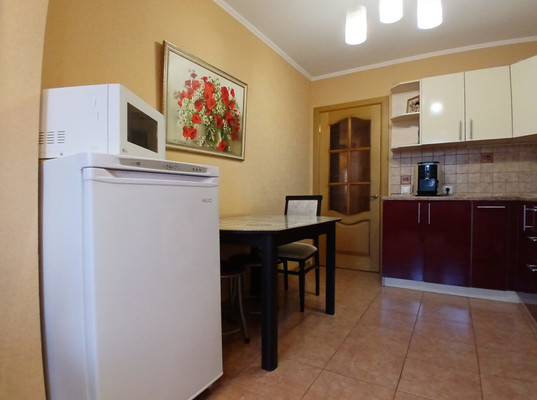 Продам двухкомнатную (2-комн.) квартиру, Зубковой ул, 27к2, Рязань г