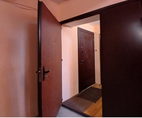 Продам двухкомнатную (2-комн.) квартиру, Зубковой ул, 27к2, Рязань г