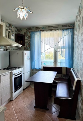 Продам двухкомнатную (2-комн.) квартиру, Целинная ул, 3, Морки пгт