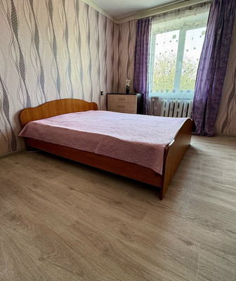 Продам двухкомнатную (2-комн.) квартиру, Целинная ул, 3, Морки пгт