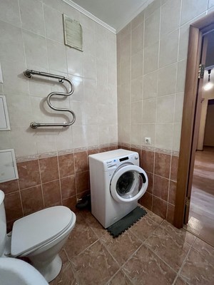 Продам двухкомнатную (2-комн.) квартиру, Дмитровская ул, 54, Базарово д