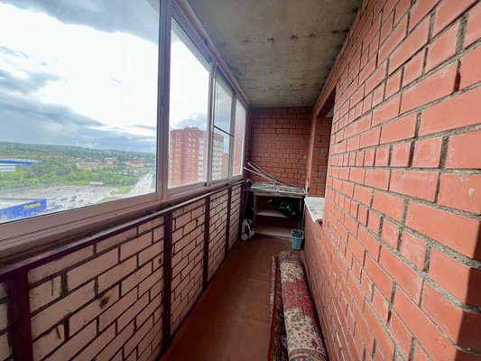 Продам двухкомнатную (2-комн.) квартиру, Дмитровская ул, 54, Базарово д