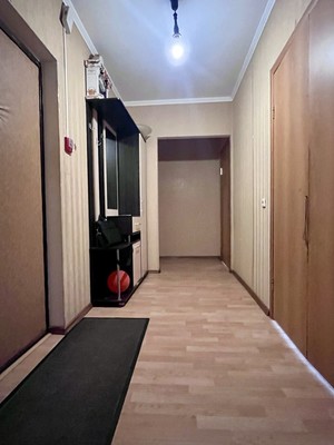 Продам двухкомнатную (2-комн.) квартиру, Дмитровская ул, 54, Базарово д