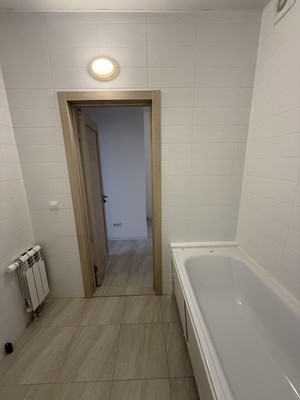 Продам двухкомнатную (2-комн.) квартиру, Победы ул, 5к3, Десна д