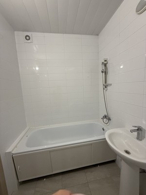 Продам двухкомнатную (2-комн.) квартиру, Победы ул, 5к3, Десна д