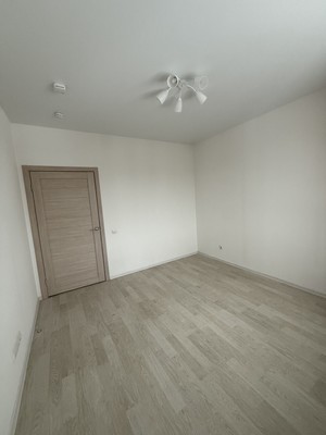 Продам двухкомнатную (2-комн.) квартиру, Победы ул, 5к3, Десна д