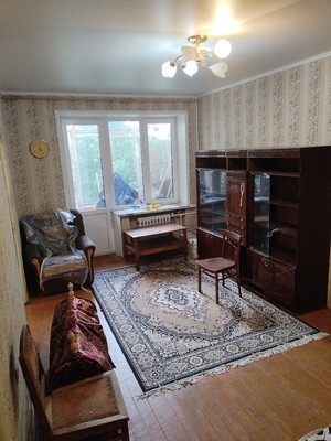 Продам двухкомнатную (2-комн.) квартиру, Горная ул, 8, Алексин г