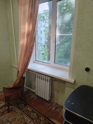Продам двухкомнатную (2-комн.) квартиру, Горная ул, 8, Алексин г