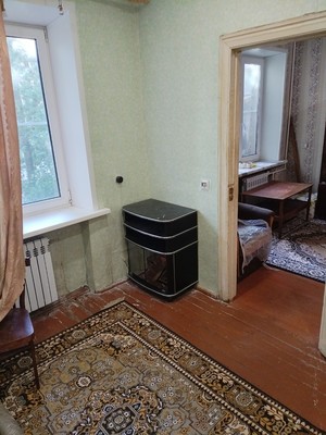 Продам двухкомнатную (2-комн.) квартиру, Горная ул, 8, Алексин г