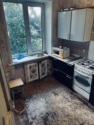 Продам двухкомнатную (2-комн.) квартиру, Горная ул, 8, Алексин г