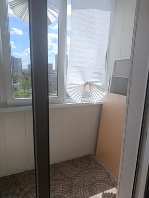 Продам двухкомнатную (2-комн.) квартиру, Ростовская ул, 22, Симферополь г