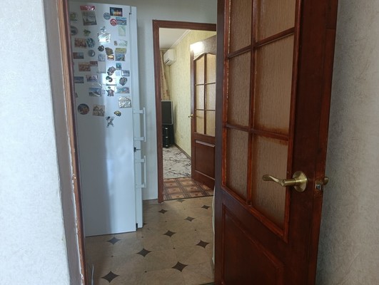 Продам двухкомнатную (2-комн.) квартиру, Ростовская ул, 22, Симферополь г