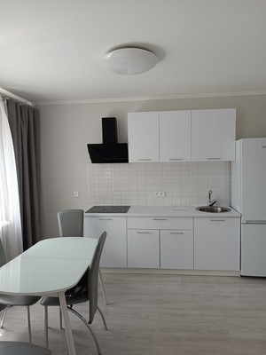 Продам двухкомнатную (2-комн.) квартиру, Воровского ул, 60, Симферополь г