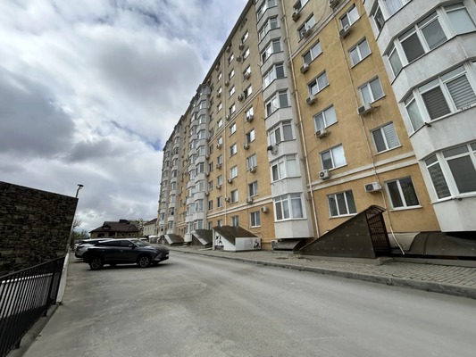 Продам однокомнатную (1-комн.) квартиру, Совхозная ул, 4кд, Симферополь г