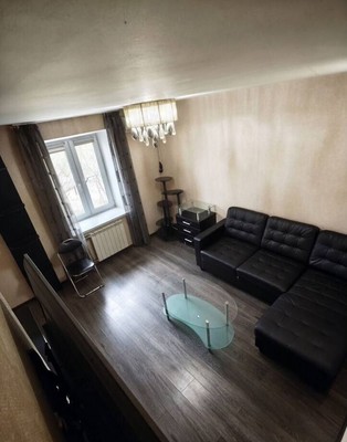 Продам трехкомнатную (3-комн.) квартиру, Ленина ул, 25, Дзержинский г