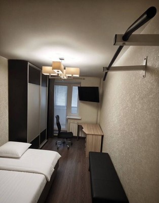 Продам трехкомнатную (3-комн.) квартиру, Ленина ул, 25, Дзержинский г