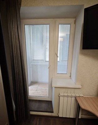 Продам трехкомнатную (3-комн.) квартиру, Ленина ул, 25, Дзержинский г