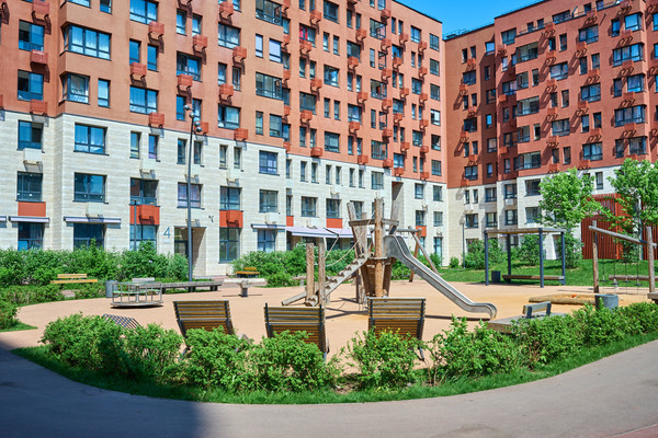 Продам однокомнатную (1-комн.) квартиру, 3-я Нововатутинская ул, 15к1, Десеновское п