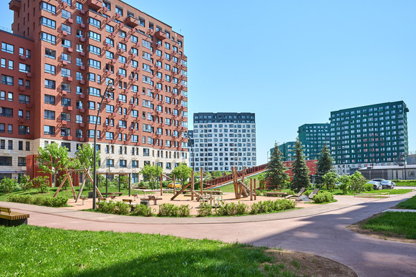 Продам однокомнатную (1-комн.) квартиру, 3-я Нововатутинская ул, 15к1, Десеновское п