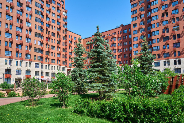 Продам однокомнатную (1-комн.) квартиру, 3-я Нововатутинская ул, 15к1, Десеновское п