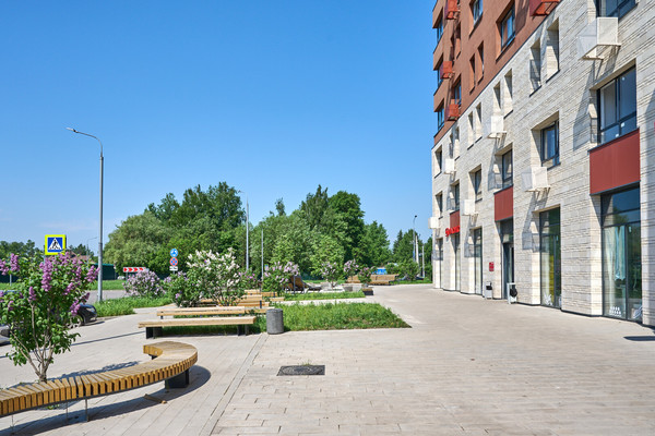 Продам однокомнатную (1-комн.) квартиру, 3-я Нововатутинская ул, 15к1, Десеновское п