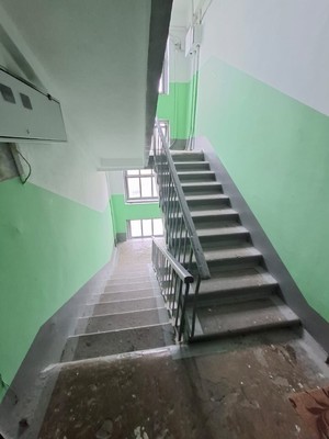 Продам двухкомнатную (2-комн.) квартиру, Александра Матросова ул, 8В, Холмск г