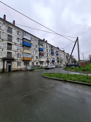 Продам двухкомнатную (2-комн.) квартиру, Александра Матросова ул, 8В, Холмск г