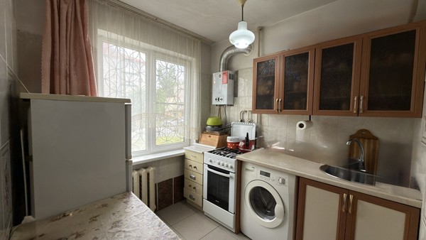Продам двухкомнатную (2-комн.) квартиру, Т.Идарова ул, 3, Нальчик г