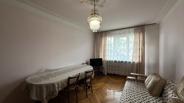 Продам двухкомнатную (2-комн.) квартиру, Т.Идарова ул, 3, Нальчик г