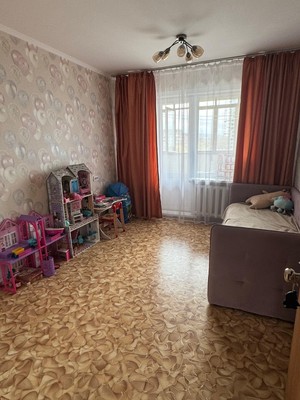 Продам многокомнатную квартиру, Мира пр-кт, 377, Южно-Сахалинск г