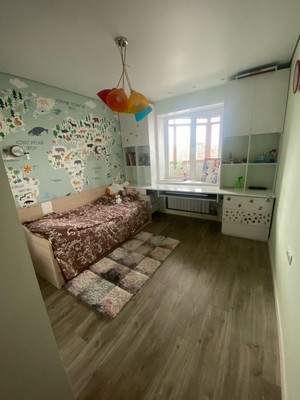 Продам многокомнатную квартиру, Мира пр-кт, 377, Южно-Сахалинск г