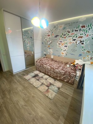 Продам многокомнатную квартиру, Мира пр-кт, 377, Южно-Сахалинск г