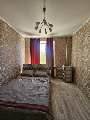 Продам трехкомнатную (3-комн.) квартиру, Ленина ул, 299, Южно-Сахалинск г