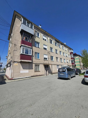 Продам трехкомнатную (3-комн.) квартиру, Ленина ул, 299, Южно-Сахалинск г