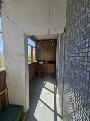 Продам трехкомнатную (3-комн.) квартиру, 2-я Красносельская ул, 28, Южно-Сахалинск г