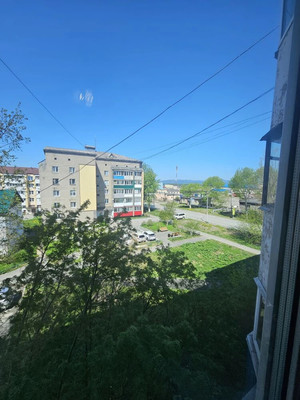 Продам трехкомнатную (3-комн.) квартиру, 2-я Красносельская ул, 28, Южно-Сахалинск г