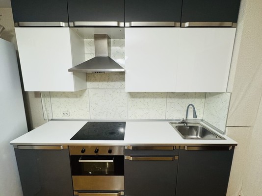 Продам трехкомнатную (3-комн.) квартиру, Авроры ул, 5к10, Уфа г