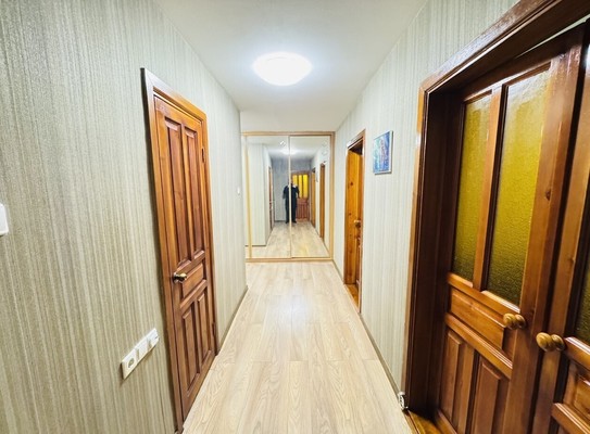 Продам трехкомнатную (3-комн.) квартиру, Авроры ул, 5к10, Уфа г