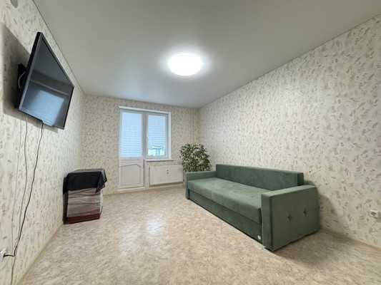 Продам двухкомнатную (2-комн.) квартиру, Булата Имашева ул, 10, Уфа г