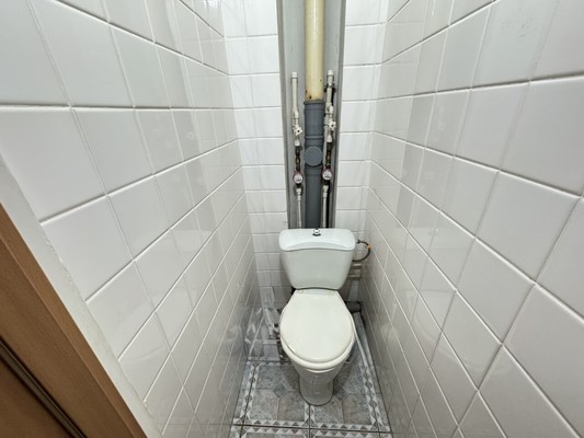 Продам двухкомнатную (2-комн.) квартиру, Айская ул, 16, Уфа г