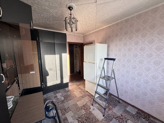 Продам трехкомнатную (3-комн.) квартиру, Академика Королева ул, 7к1, Уфа г