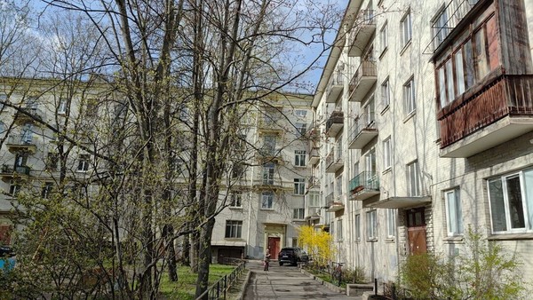 Продам двухкомнатную (2-комн.) квартиру, Савушкина ул, 16, Санкт-Петербург г