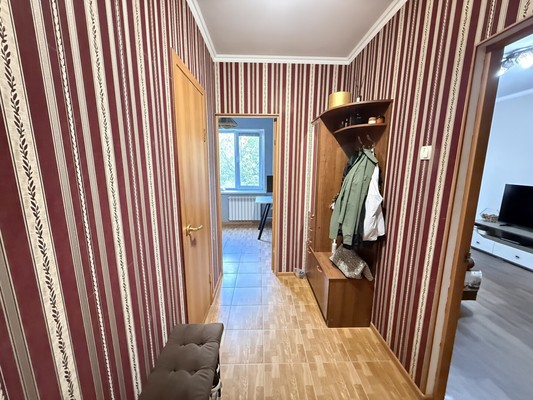 Продам однокомнатную (1-комн.) квартиру, Лермонтова ул, 20, Симферополь г