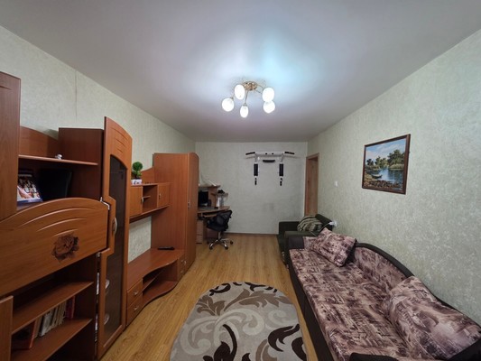 Продам однокомнатную (1-комн.) квартиру, Строителей ул, 1, Костомукша г