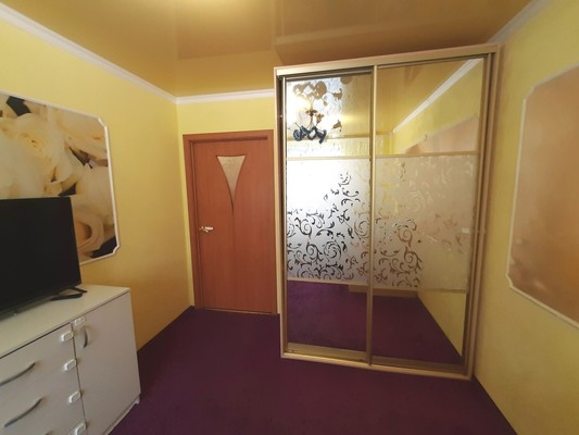 Продам трехкомнатную (3-комн.) квартиру, И.Г.Лексина ул, 54а, Симферополь г