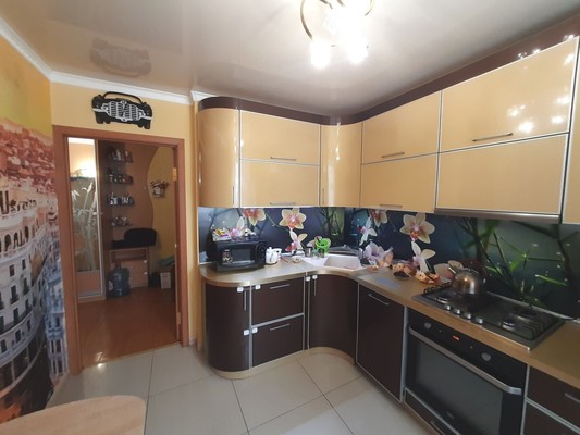 Продам трехкомнатную (3-комн.) квартиру, И.Г.Лексина ул, 54а, Симферополь г