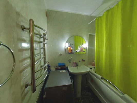 Продам трехкомнатную (3-комн.) квартиру, И.Г.Лексина ул, 54а, Симферополь г