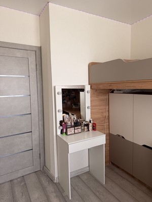 Продам трехкомнатную (3-комн.) квартиру, Победы пр-кт, 214, Симферополь г