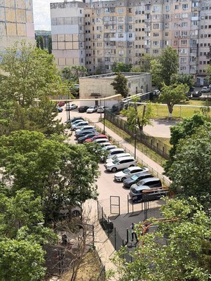 Продам трехкомнатную (3-комн.) квартиру, Победы пр-кт, 214, Симферополь г