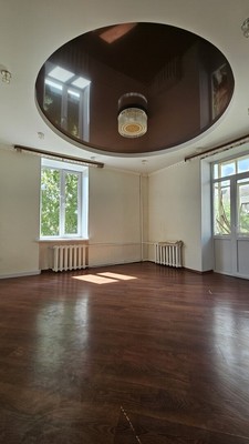 Продам двухкомнатную (2-комн.) квартиру, Свердлова ул, 30, Октябрьский г